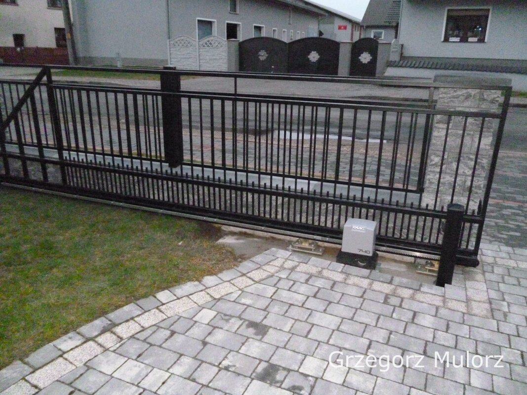 Bramy kute - realizacje Mulorz Ogrodzenia Jemielnica Strzelce Opolskie